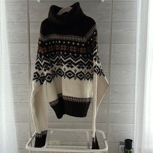 American Eagle Turtle Neck Sweater